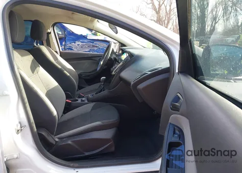 2013 Ford Focus S из США, поврежденный, VIN 1FADP3E21DL383921